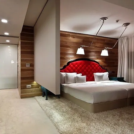 Graffit Gallery Design Ξενοδοχείο 5*