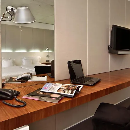 酒店 涂鸦画廊设计酒店