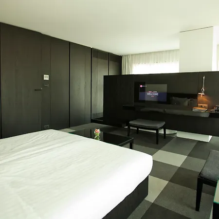 涂鸦画廊设计酒店