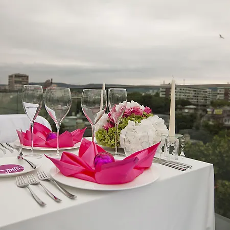 Graffit Gallery Design Ξενοδοχείο Βάρνα