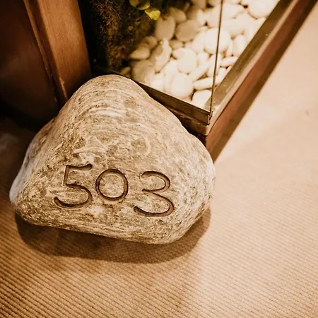 涂鸦画廊设计酒店