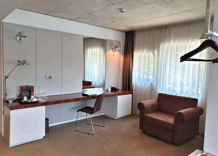 グラフィット ギャラリー デザイン