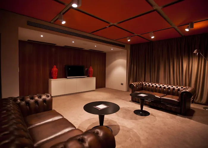 グラフィット ギャラリー デザイン ヴァルナ