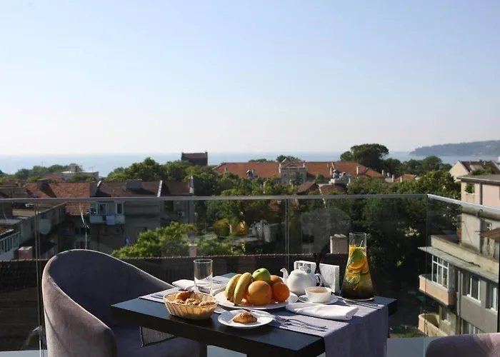 グラフィット ギャラリー デザイン ヴァルナ