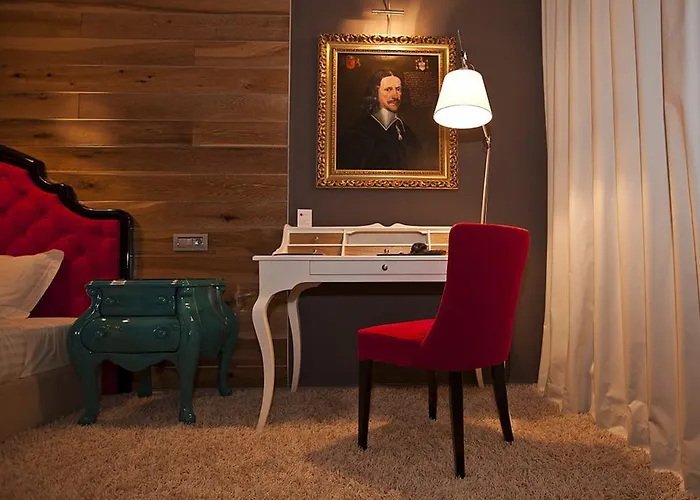 グラフィット ギャラリー デザイン ヴァルナ