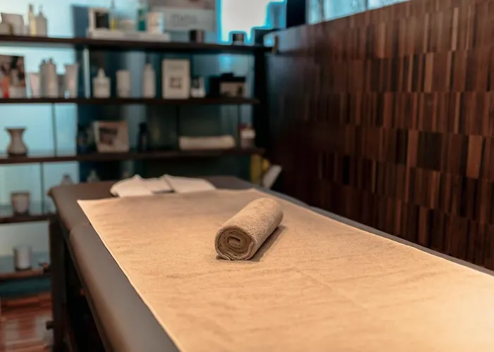 ホテル グラフィット ギャラリー デザイン