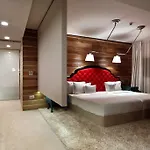 Graffit Gallery Design Отель 5*