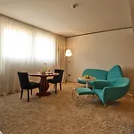 Graffit Gallery Design Отель 5*