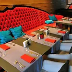Отель Graffit Gallery Design