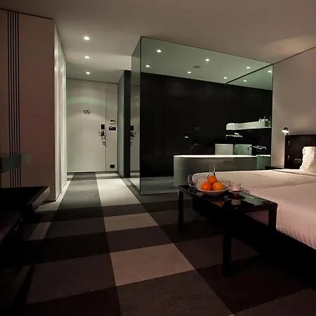 Graffit Gallery Design וארנה