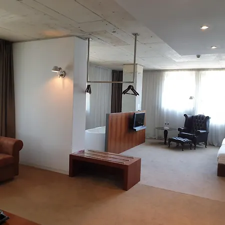 Graffit Gallery Design Hotel 5*