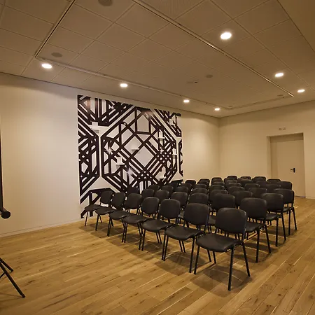 Graffit Gallery Design