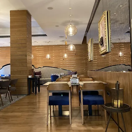 Готель Graffit Gallery Design 5*