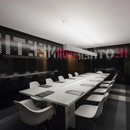 Отель Graffit Gallery Design