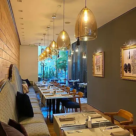 Graffit Gallery Design 5* Варна