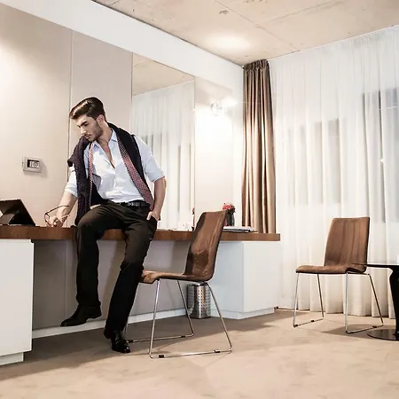 Graffit Gallery Design 5*